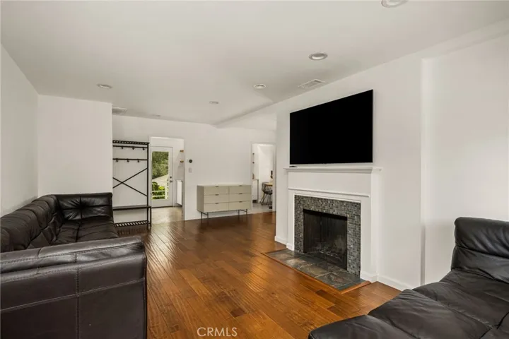 209 E 46th, Long Beach, California 90807