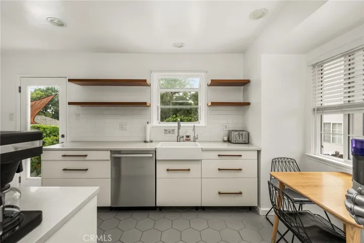 209 E 46th, Long Beach, California 90807