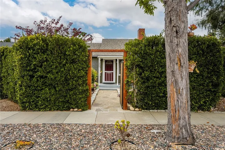 209 E 46th, Long Beach, California 90807
