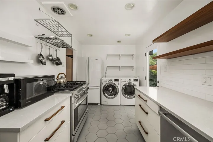 209 E 46th, Long Beach, California 90807