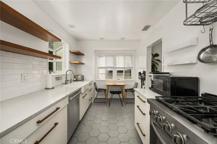 209 E 46th, Long Beach, California 90807