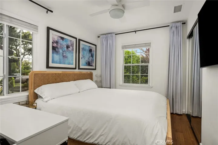 209 E 46th, Long Beach, California 90807