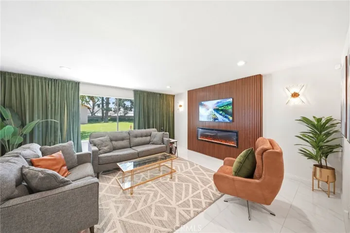 5950 Imperial, South Gate, California 90280