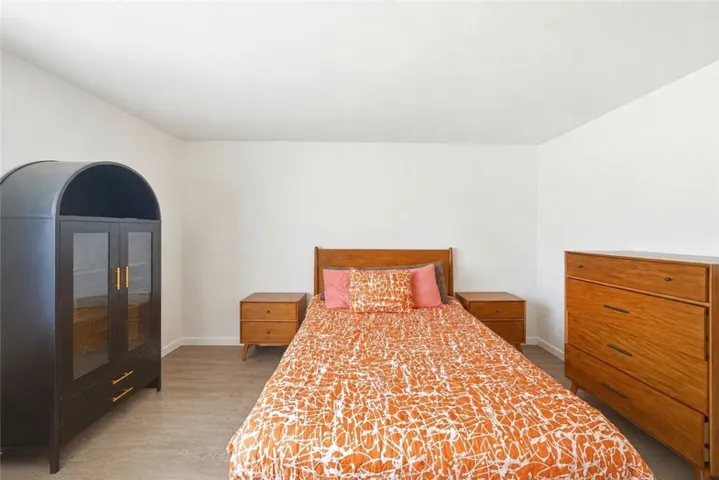 5950 Imperial, South Gate, California 90280