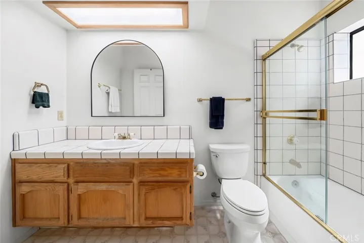 3227 Via Ensenada, San Luis Obispo, California 93401