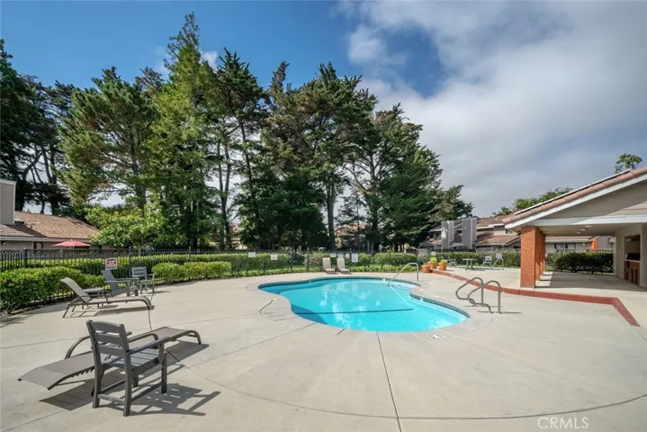 3227 Via Ensenada, San Luis Obispo, California 93401