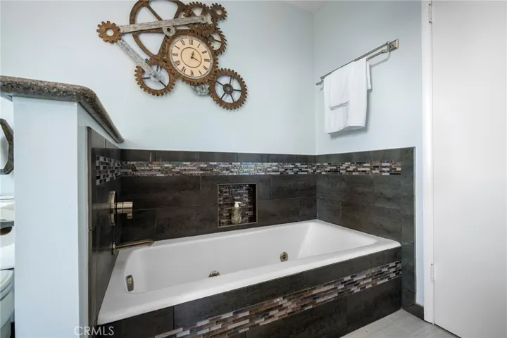 ...and jetted tub