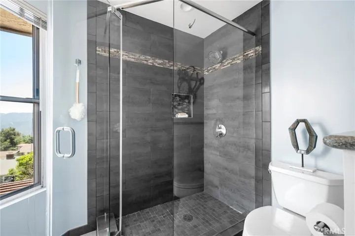 Separate shower...