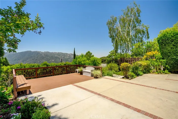 3404 Markridge Road, La Crescenta, California 91214