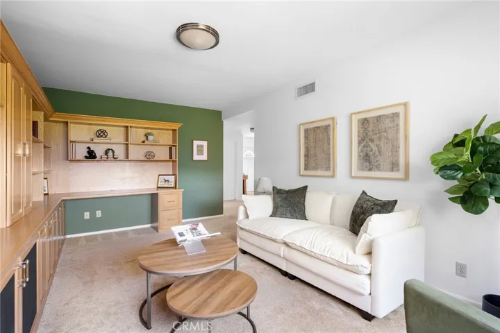 3404 Markridge Road, La Crescenta, California 91214