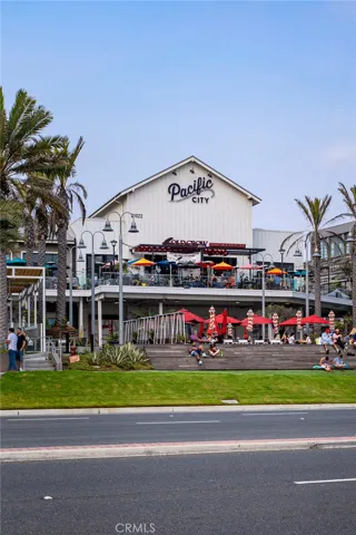 2614 Florida C, Huntington Beach, California 92648