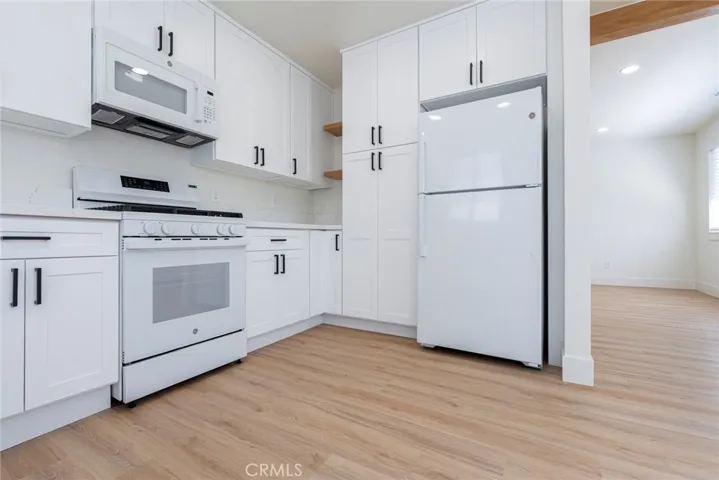 2614 Florida C, Huntington Beach, California 92648