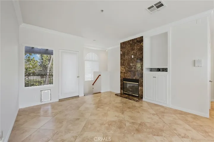 Thoughtfully designed layout maximizes functionality.