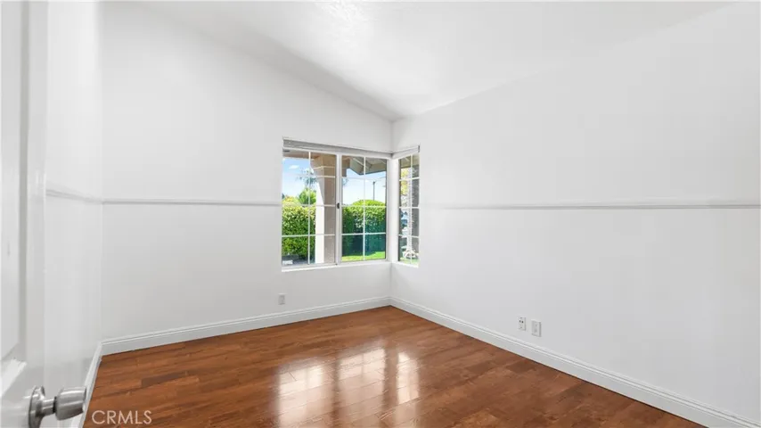 28924 Raintree Lane, Saugus, California 91390