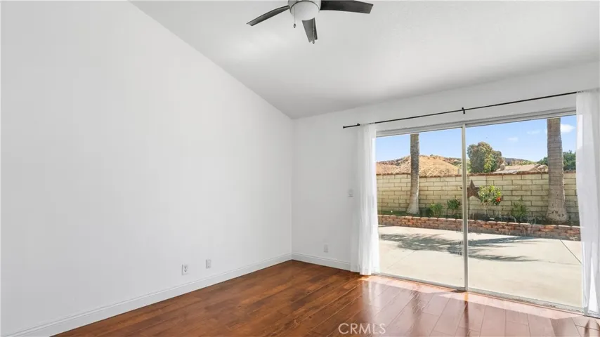 28924 Raintree Lane, Saugus, California 91390