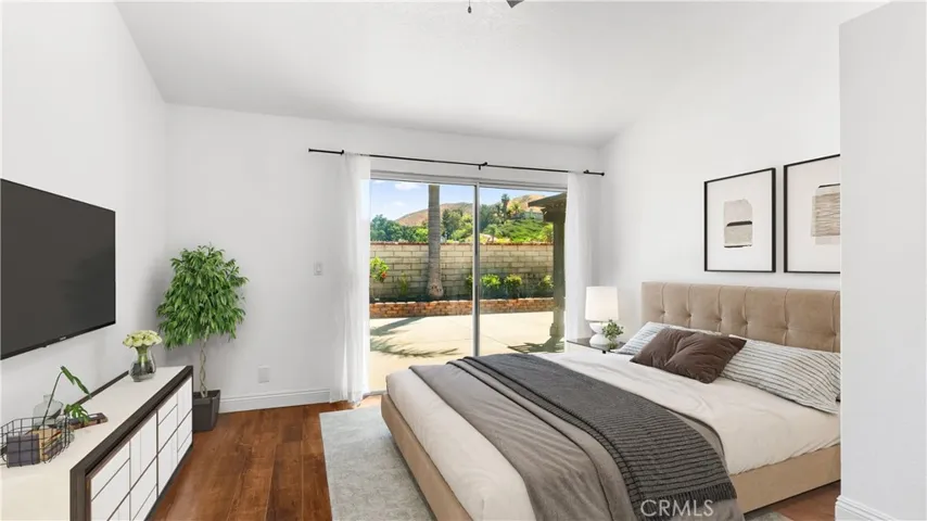 28924 Raintree Lane, Saugus, California 91390
