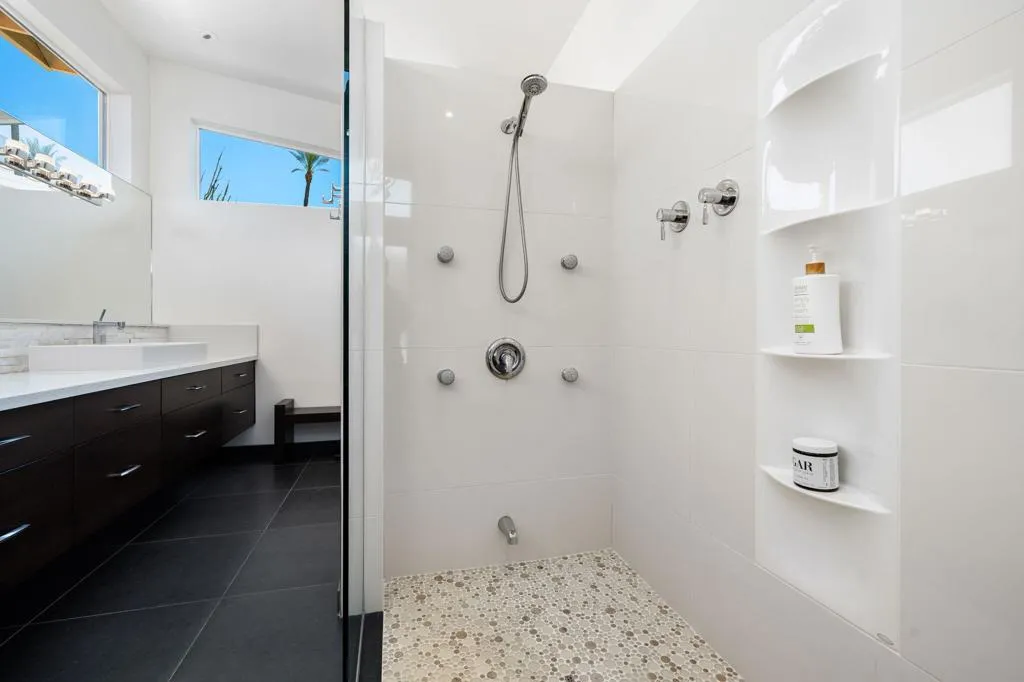 Primary Shower
