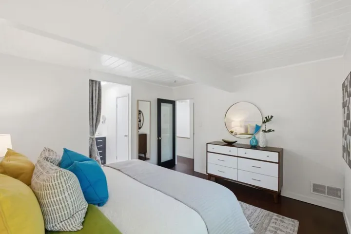 3263 Benton Street, Santa Clara, California 95051