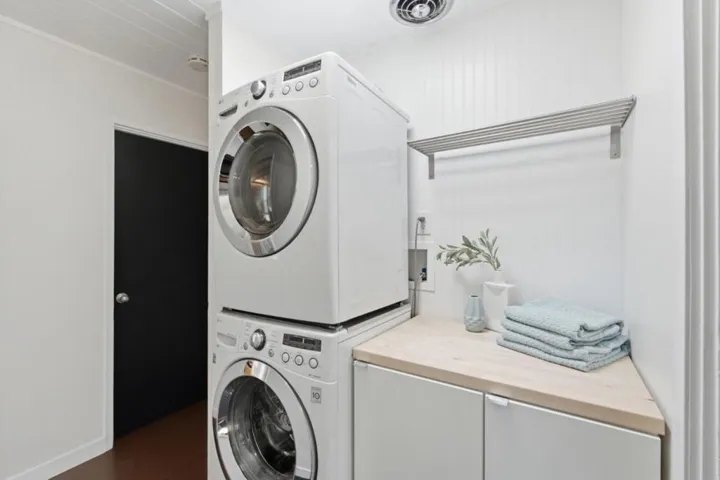 3263 Benton Street, Santa Clara, California 95051