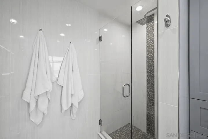 700 W E Street 2903, San Diego, California 92101