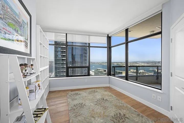 700 W E Street 2903, San Diego, California 92101