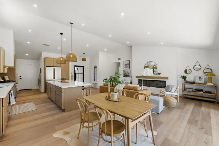 1404 Avenida De Las Adelsas, Encinitas, California 92024