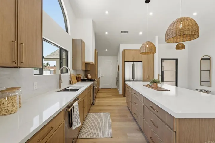 1404 Avenida De Las Adelsas, Encinitas, California 92024