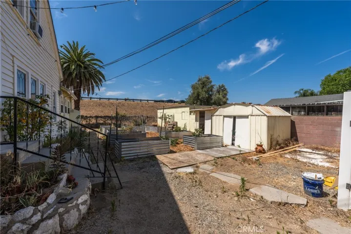 2950 N Golden Avenue, San Bernardino, California 92404