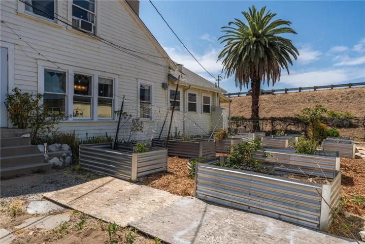 2950 N Golden Avenue, San Bernardino, California 92404
