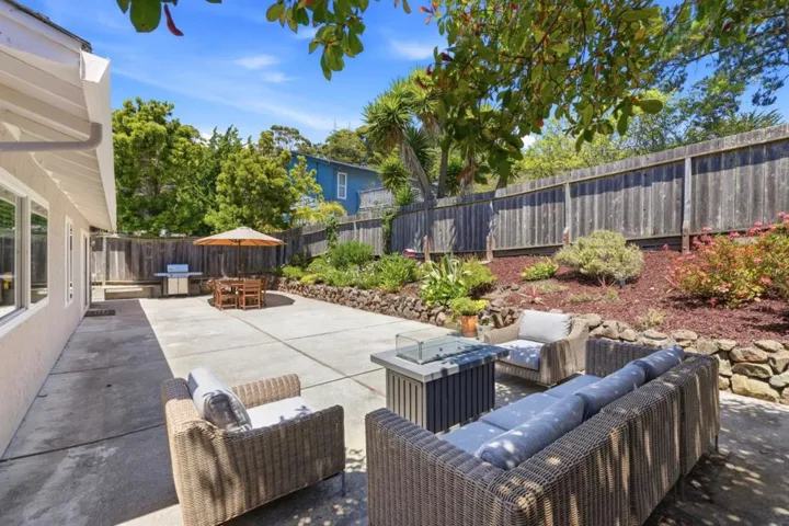 1256 Rainier Avenue, Pacifica, California 94044