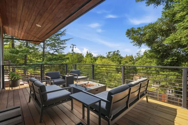 19288 Bainter Avenue, Saratoga, California 95070