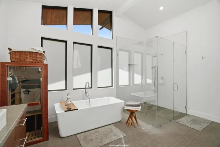 19288 Bainter Avenue, Saratoga, California 95070