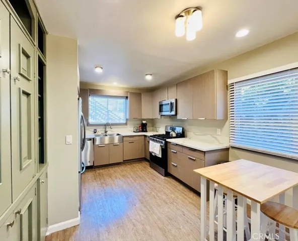 226 S Rexford Drive, Beverly Hills, California 90212