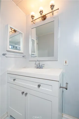 198 Skyline Drive 68, Thousand Oaks, California 91362