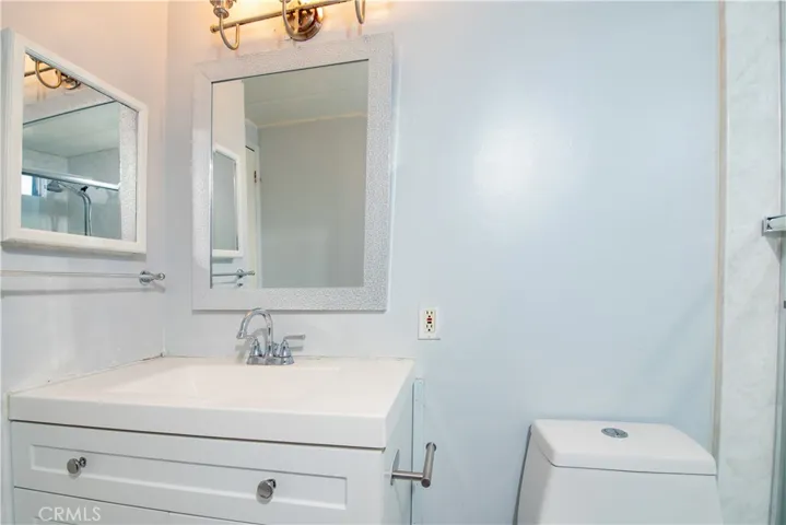 198 Skyline Drive 68, Thousand Oaks, California 91362