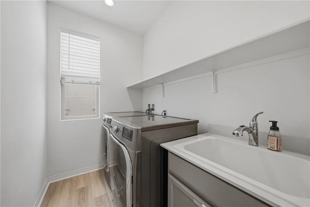 Common Bathroom V1
