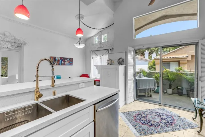 5536 Renaissance Avenue 1, San Diego, California 92122