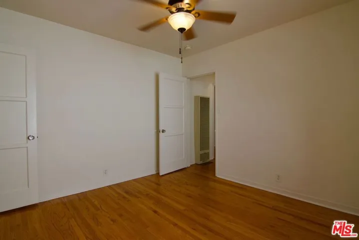2916 Reservoir, Los Angeles, California 90026