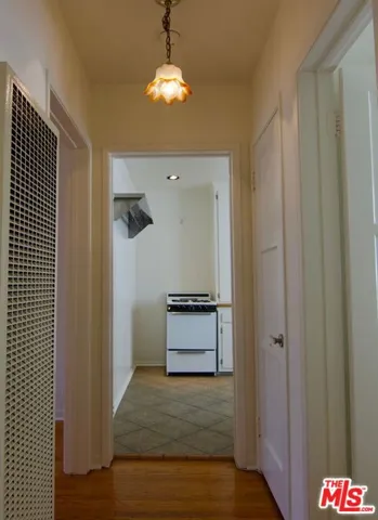 2916 Reservoir, Los Angeles, California 90026