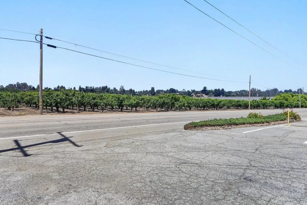 2732 Freedom Boulevard, Watsonville, California 95076 — photo 5