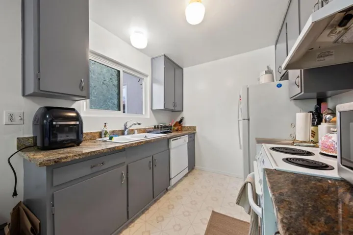 247 D, San Rafael, California 94901
