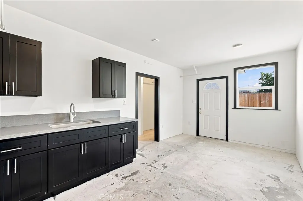 12239 Cedar Avenue, Hawthorne, California 90250 — photo 4