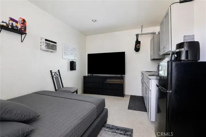12239 Cedar Avenue, Hawthorne, California 90250