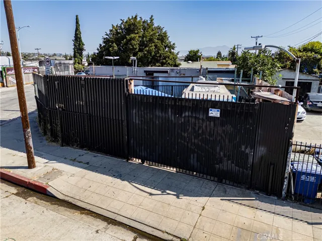 4701 Telegraph, Los Angeles, California 90022