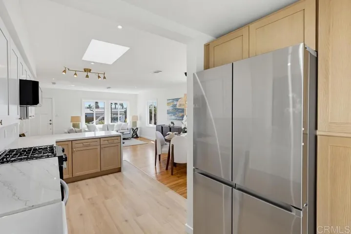 4266 Morrell, San Diego, California 92109