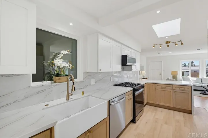 4266 Morrell, San Diego, California 92109