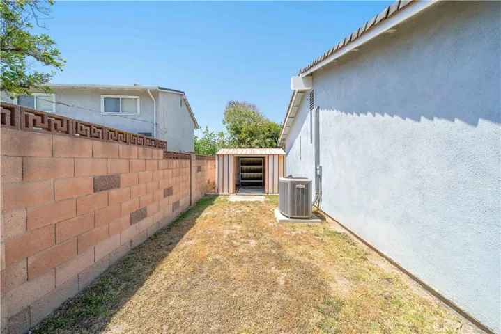 2053 Malcolm, Simi Valley, California 93065
