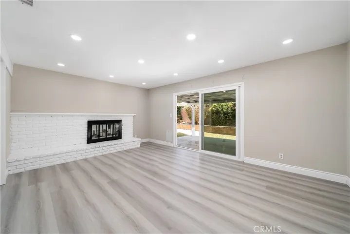 2053 Malcolm, Simi Valley, California 93065