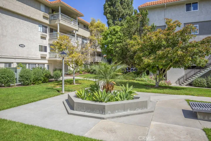 2400 Via Mariposa 1a, Laguna Woods, California 92637