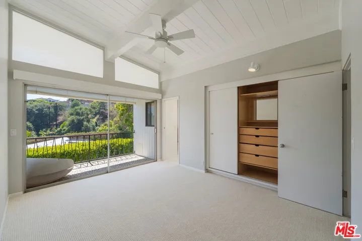 1071 Tellem Drive, Pacific Palisades, California 90272